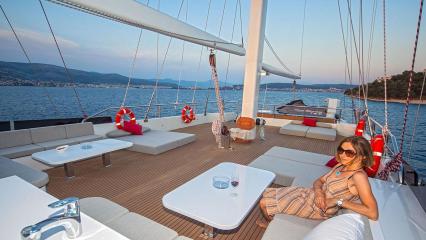 Yate de vela Navilux