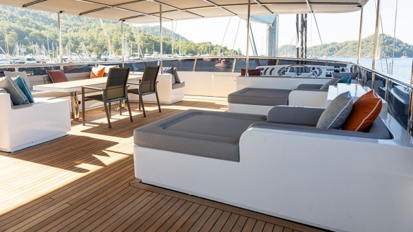 Yate de vela North Wind
