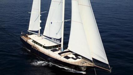 Yate de vela Perla Del Mare
