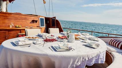 Goleta Queen of Karia