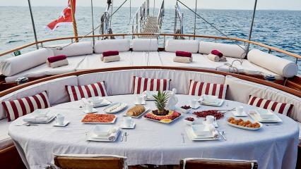 Goleta Queen of Karia