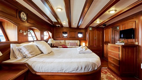 Goleta Queen of Karia