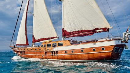 Goleta Queen of Karia