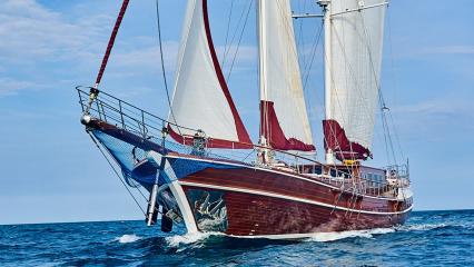Goleta Queen of Karia