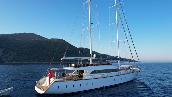 Goleta Queen of Makri