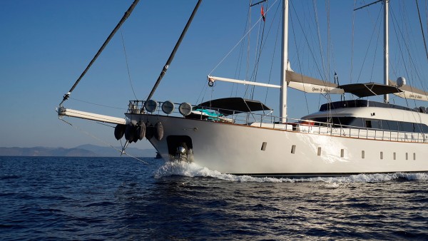 Goleta Queen of Makri