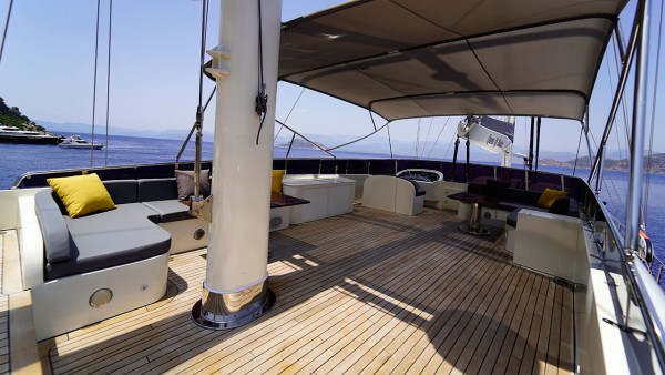 Goleta Queen of Makri
