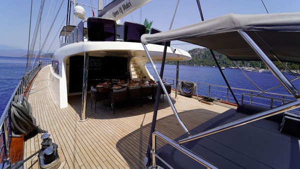 Goleta Queen of Makri