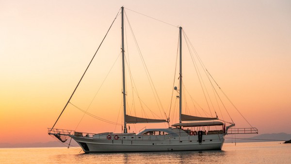 Goleta Queen of Sea