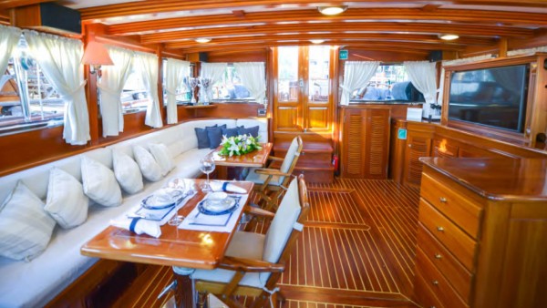 Goleta Ros Mare