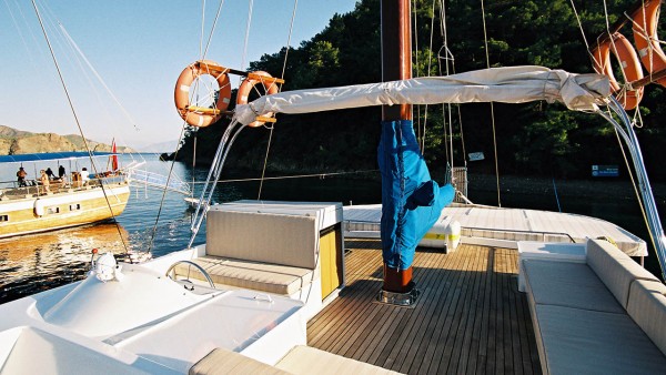 Goleta Serenity 70