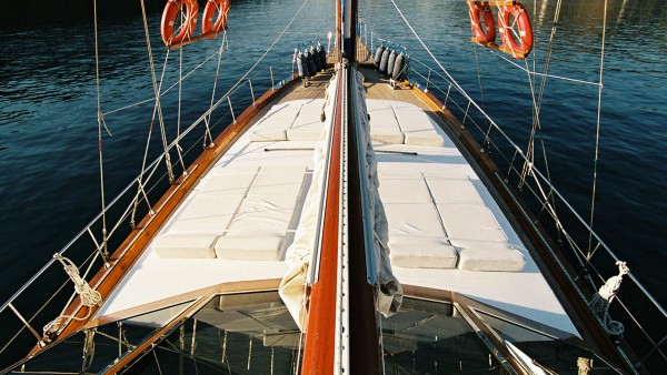 Goleta Serenity 70