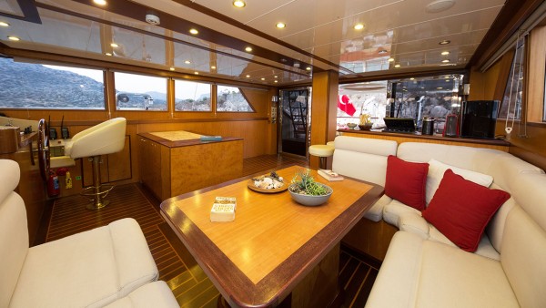 Goleta Serenity 86