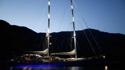 Yate de vela Silver Moon