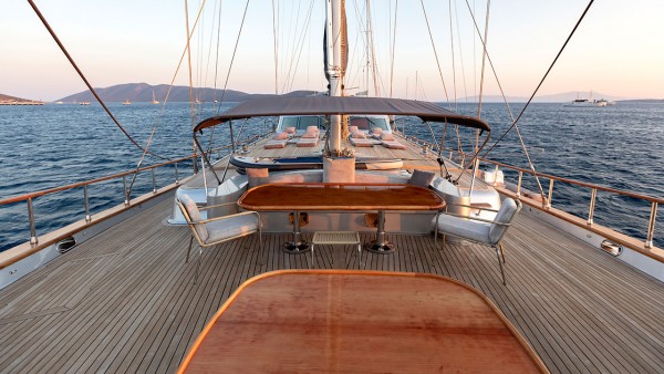 Yate de vela Silver Moon