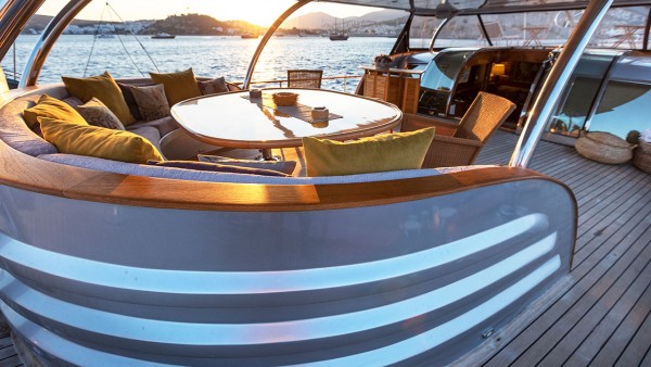 Yate de vela Silver Moon