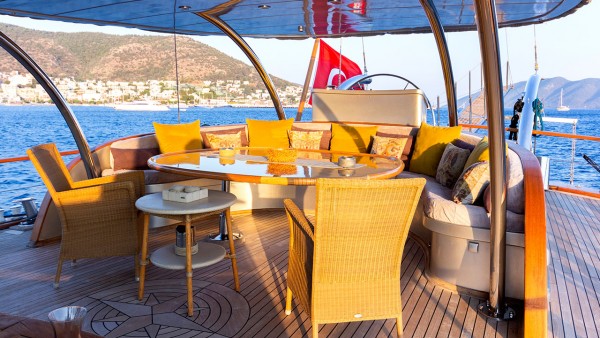Yate de vela Silver Moon