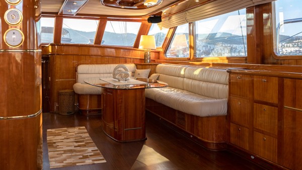 Yate de vela Silver Moon