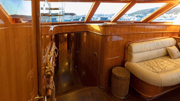 Yate de vela Silver Moon
