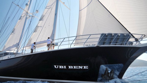 Yate de vela Ubi Bene