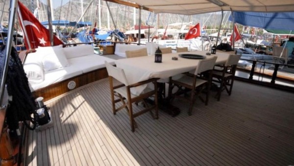 Goleta Yuksel Deniz