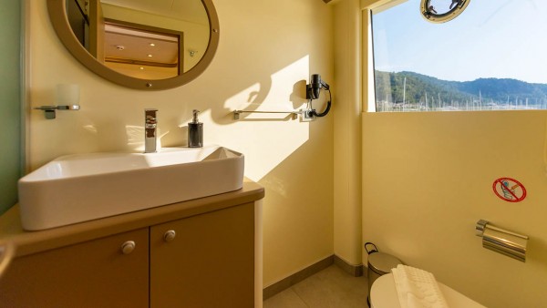 Yate a motor Lycian Dream